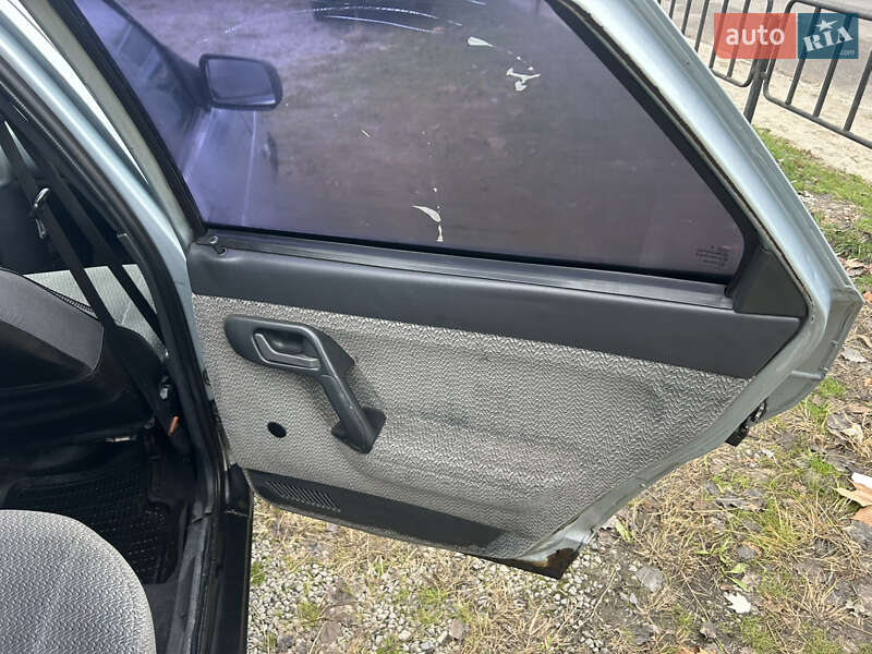 Седан ВАЗ / Lada 2110 2002 в Днепре