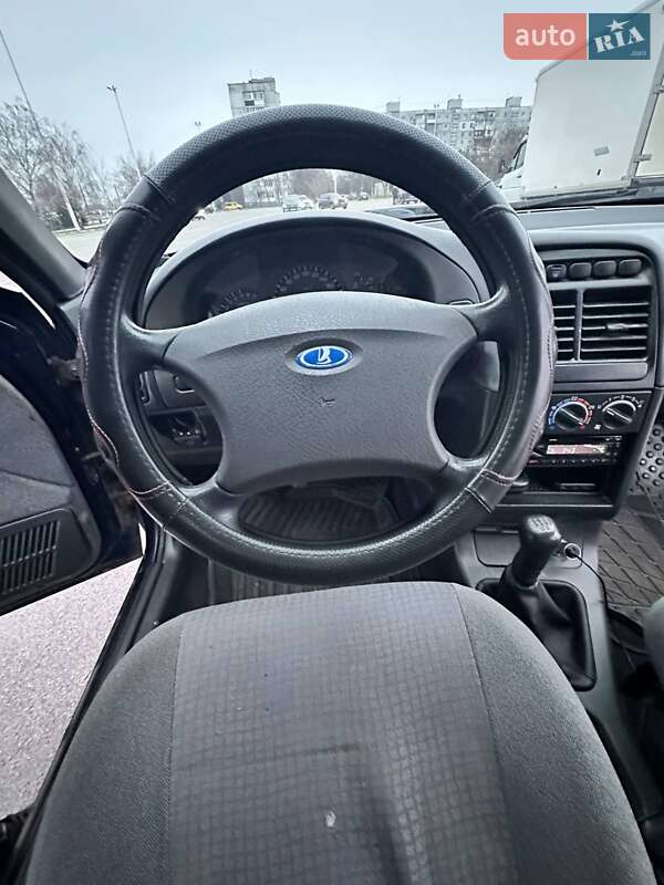 Седан ВАЗ / Lada 2110 2010 в Запоріжжі