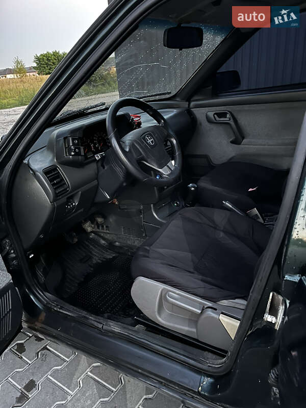 Седан ВАЗ / Lada 2110 2004 в Києві