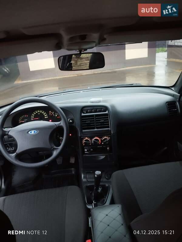 Седан ВАЗ / Lada 2110 2010 в Турбовом