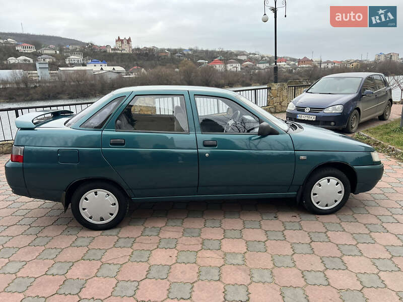 Седан ВАЗ / Lada 2110 2001 в Могилів-Подільському
