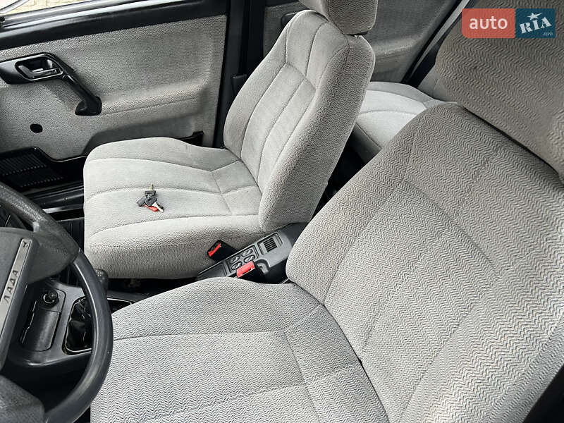 Седан ВАЗ / Lada 2110 2001 в Могилів-Подільському