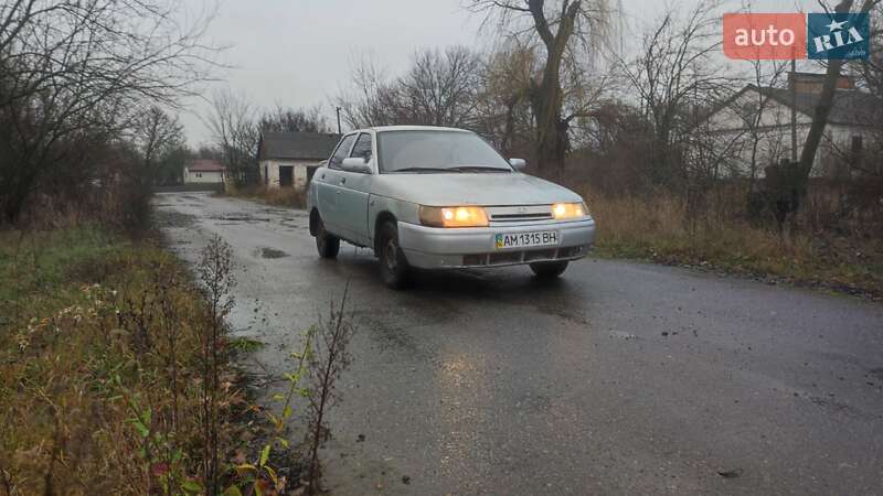 Седан ВАЗ / Lada 2110 2002 в Золотоноше