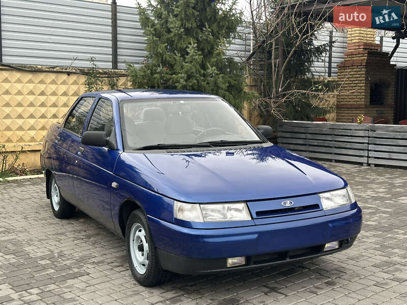 Седан ВАЗ / Lada 2110 2000 в Запорожье