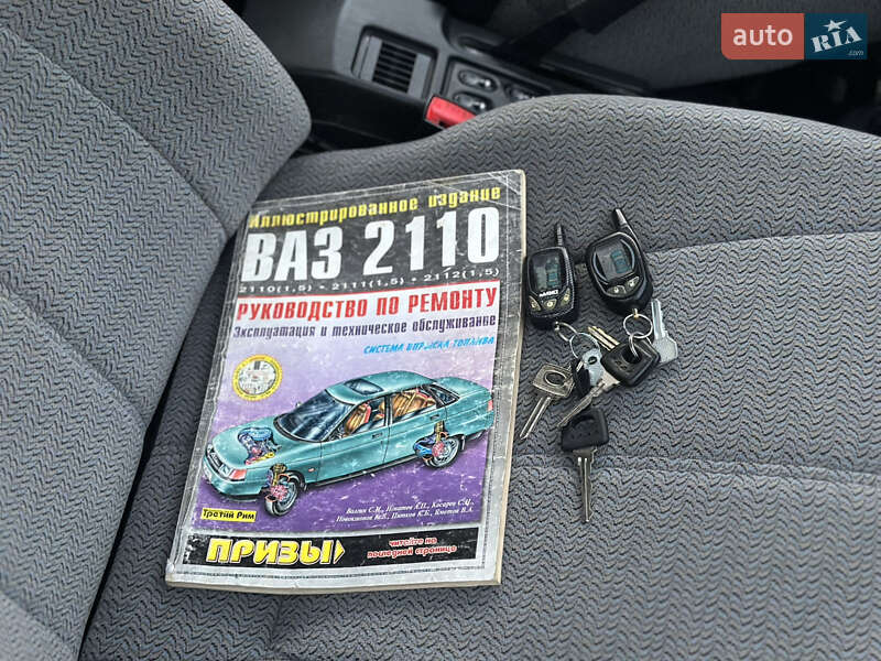 Седан ВАЗ / Lada 2110 2000 в Запорожье