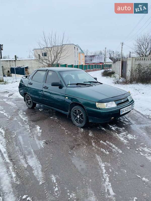 Седан ВАЗ / Lada 2110 2002 в Малой Виске
