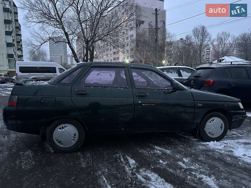 Седан ВАЗ / Lada 2110 2001 в Борисполе