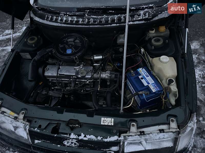 Седан ВАЗ / Lada 2110 2001 в Борисполе