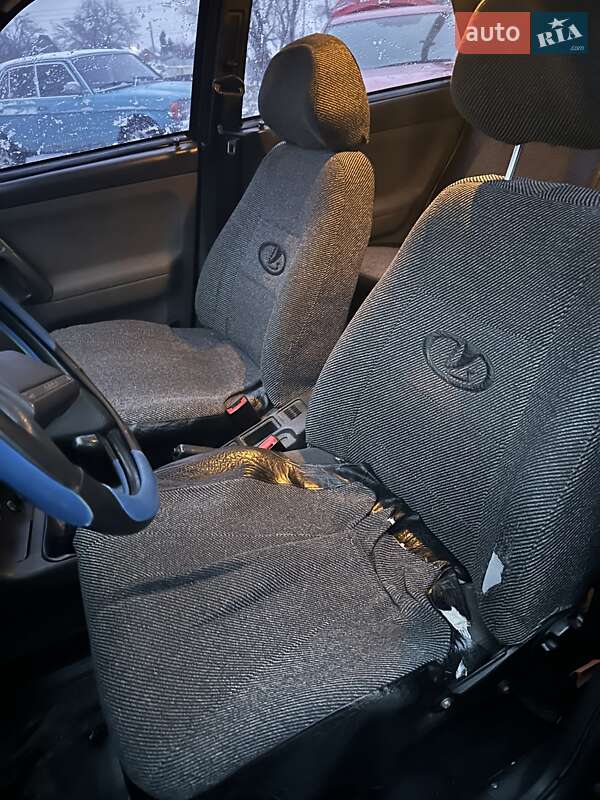 Седан ВАЗ / Lada 2110 2001 в Борисполе