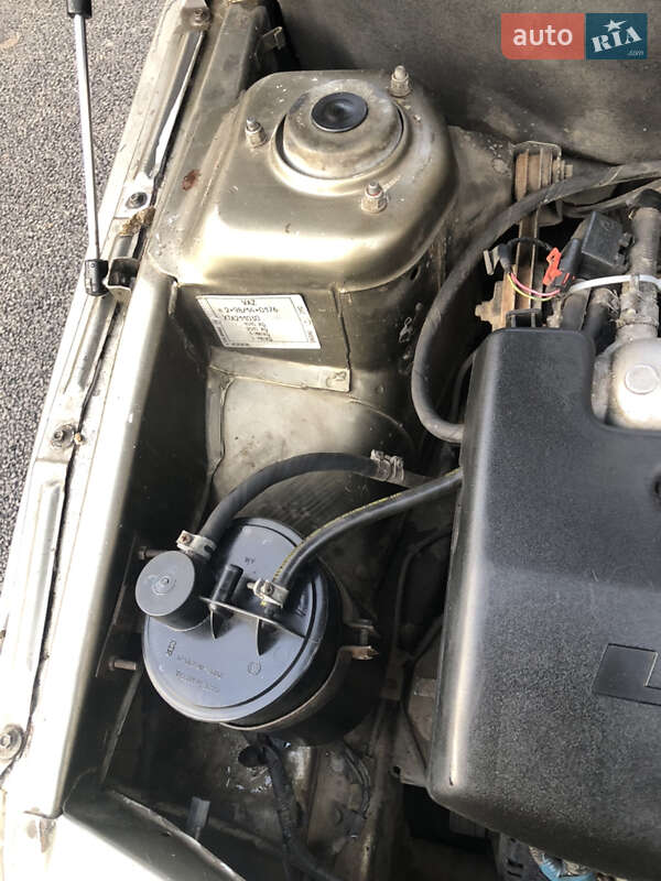 Седан ВАЗ / Lada 2110 2001 в Умани