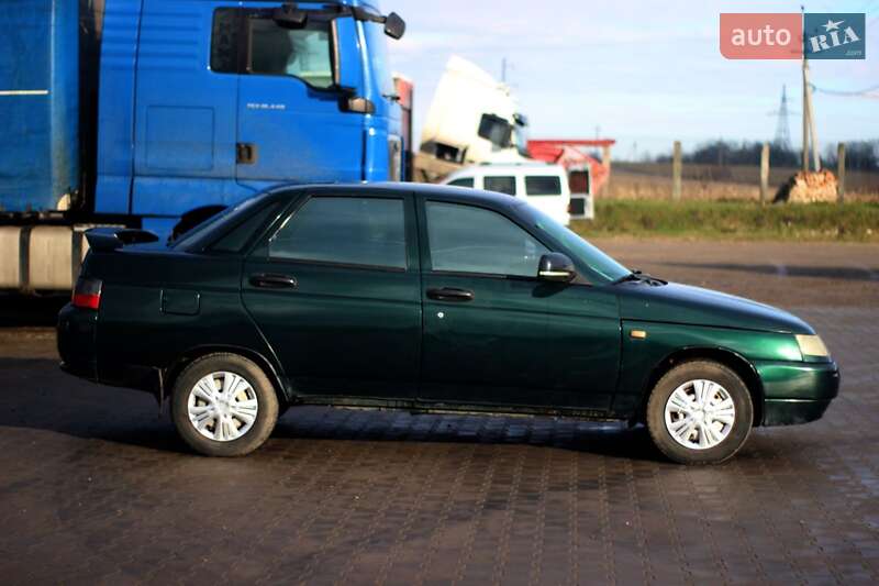 Седан ВАЗ / Lada 2110 2003 в Кременце фото 23 Седан ВАЗ / Lada 2110 2003 в Кременце