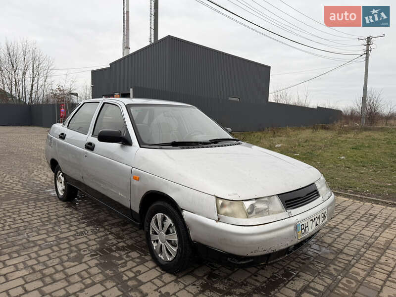 ВАЗ / Lada 2110 2001