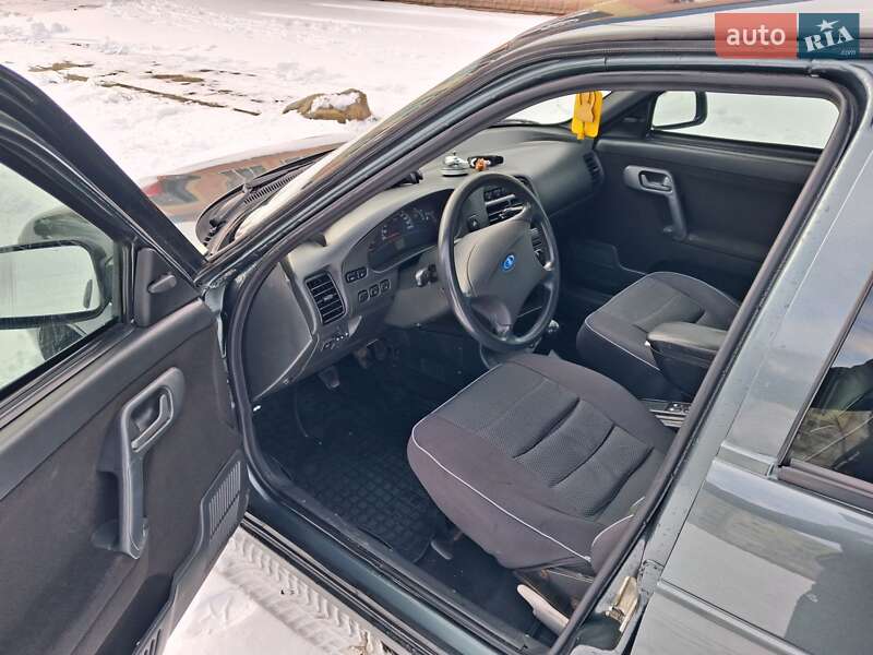 Седан ВАЗ / Lada 2110 2010 в Вольногорске