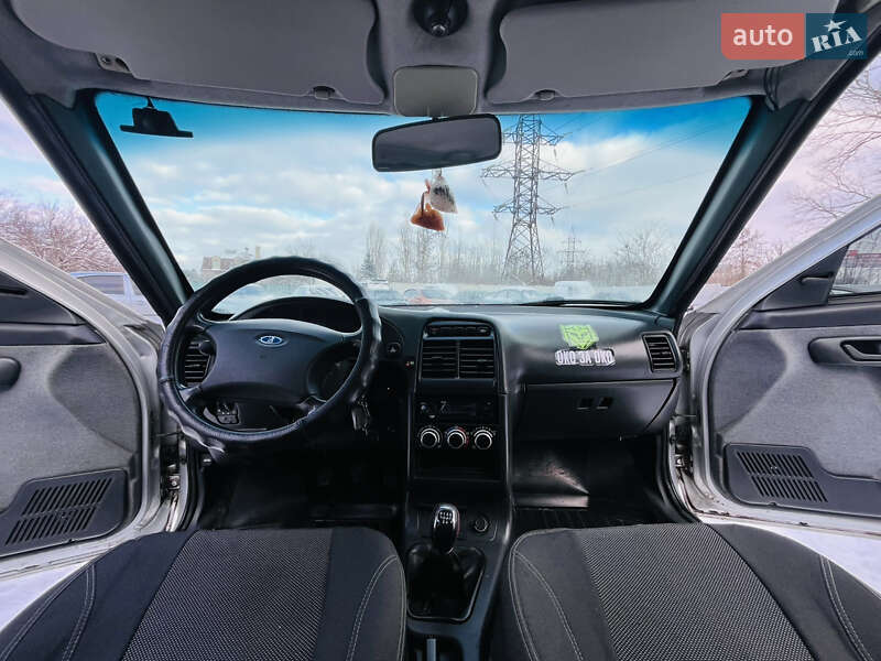 Седан ВАЗ / Lada 2110 2010 в Харкові