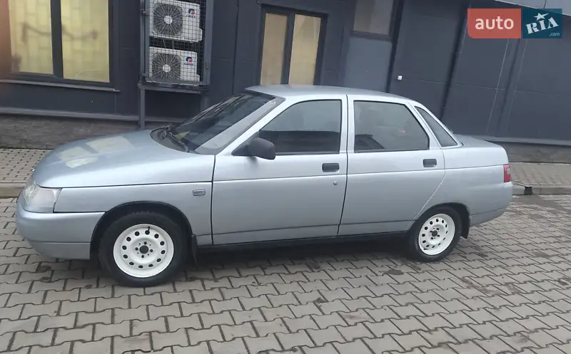 ВАЗ / Lada 2110