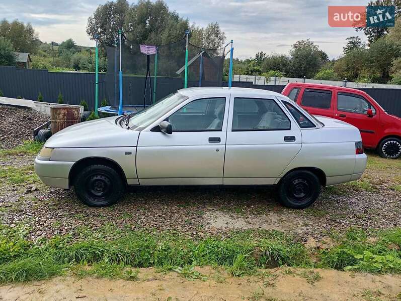 Седан ВАЗ / Lada 2110 2005 в Самборі