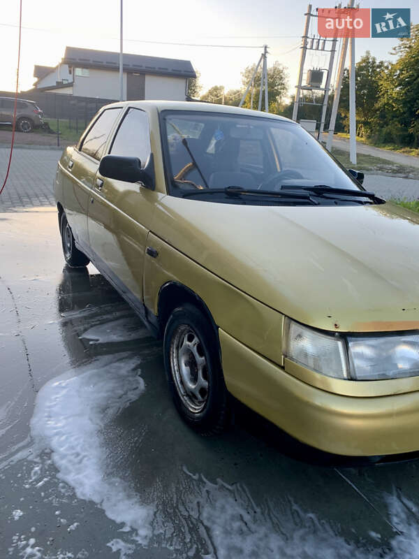 Седан ВАЗ / Lada 2110 1999 в Львове