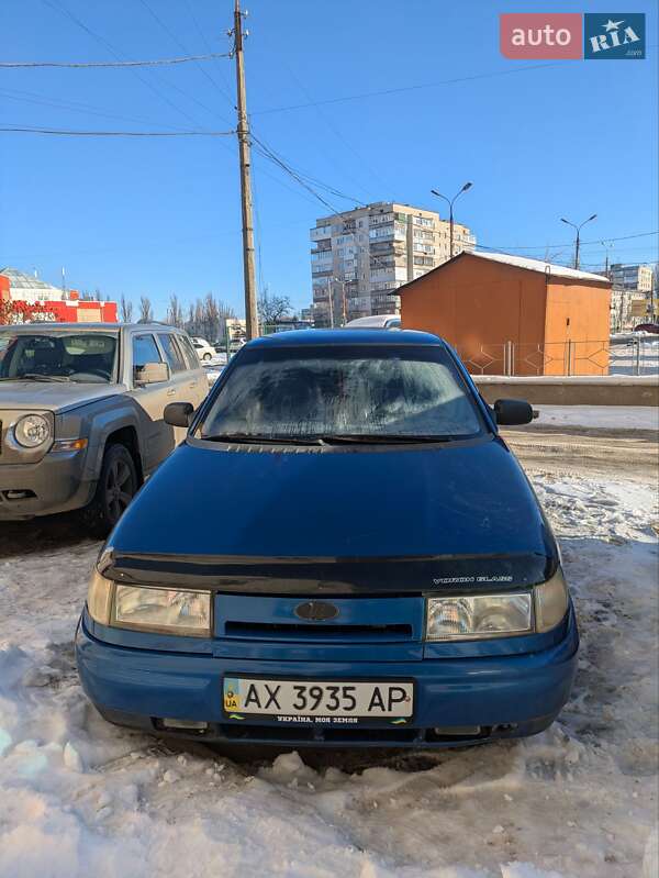 Седан ВАЗ / Lada 2110 2000 в Сумах
