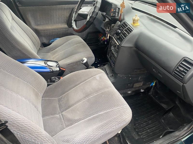 Седан ВАЗ / Lada 2110 2002 в Изяславе