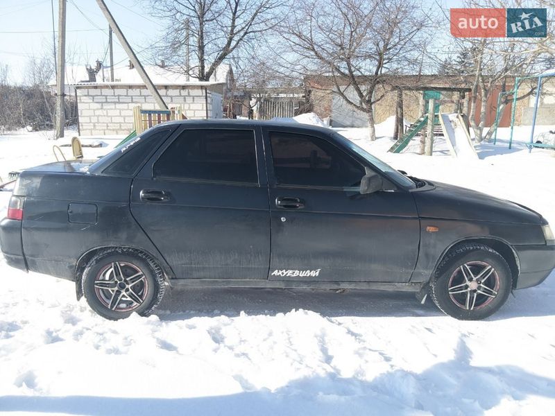 Седан ВАЗ / Lada 2110 2004 в Маньковке