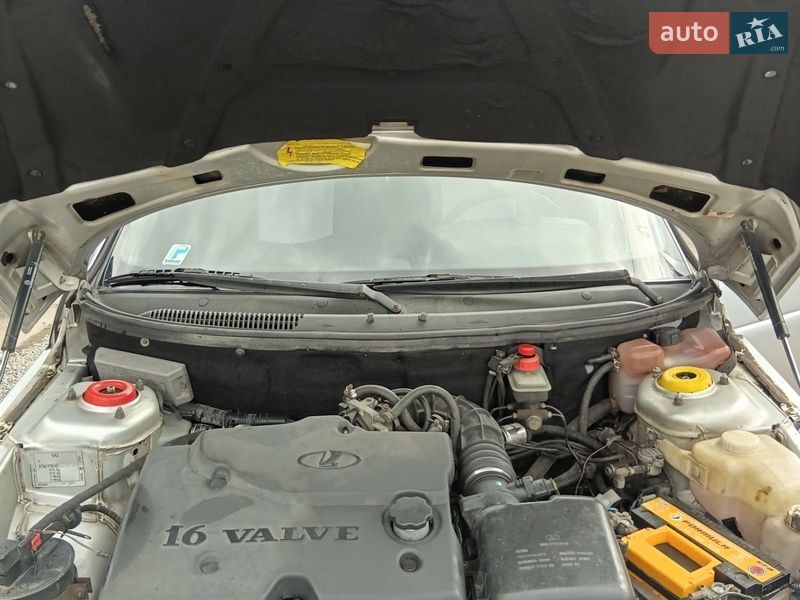 Седан ВАЗ / Lada 2110 2005 в Запорожье