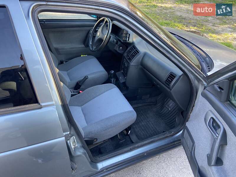 Универсал ВАЗ / Lada 2111 2007 в Львове