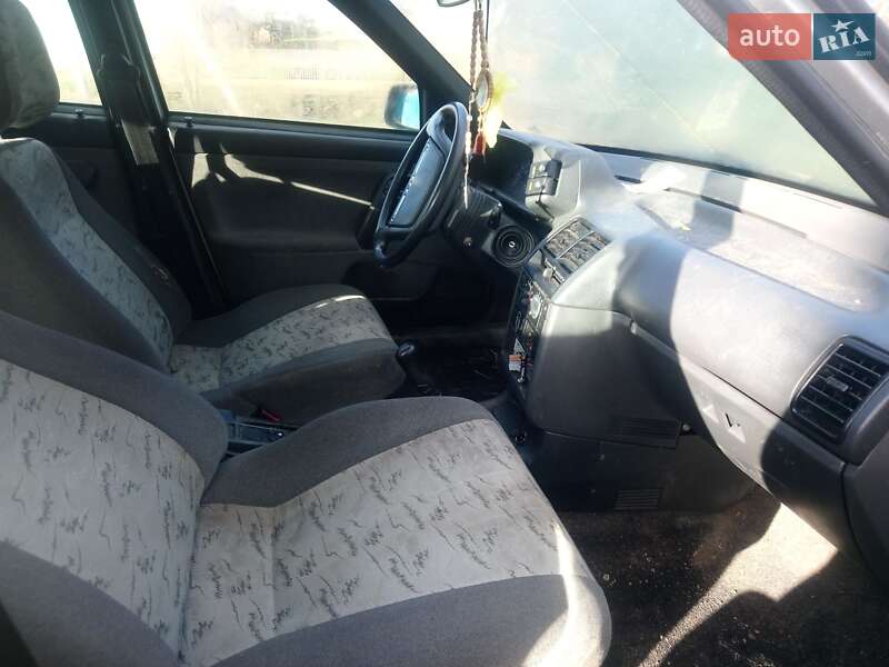 Універсал ВАЗ / Lada 2111 2000 в Мостиській