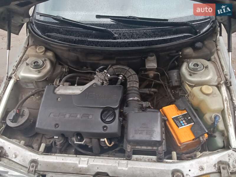 Универсал ВАЗ / Lada 2111 2004 в Житомире
