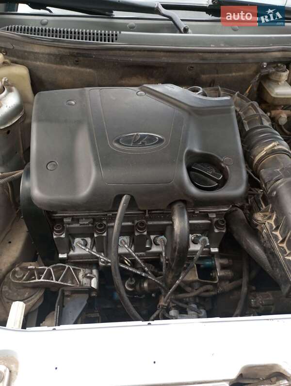 Універсал ВАЗ / Lada 2111 2005 в Кам'янець-Подільському