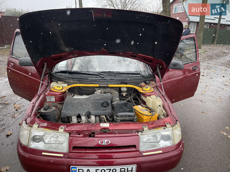 Универсал ВАЗ / Lada 2111 2004 в Умани