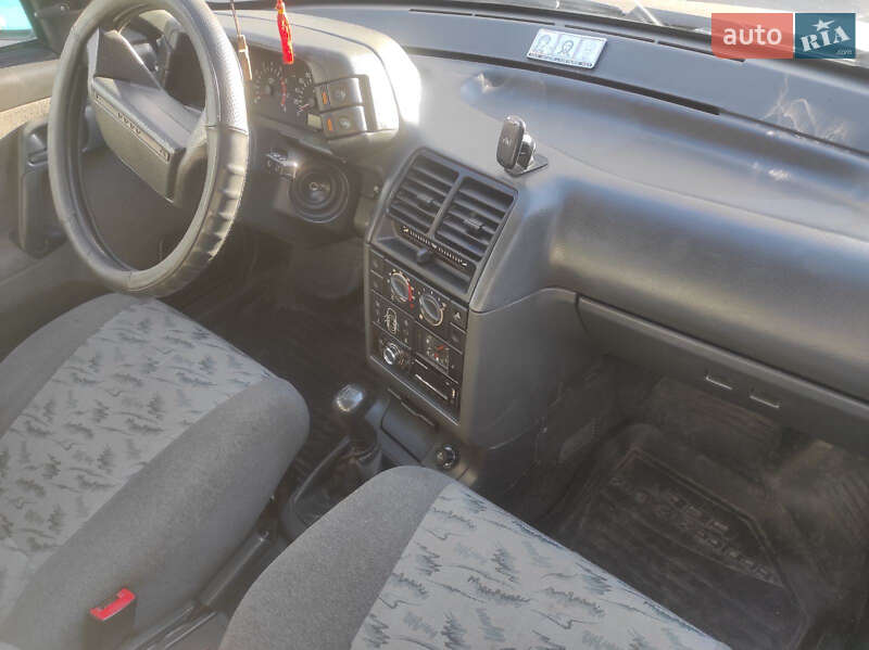 Универсал ВАЗ / Lada 2111 2006 в Чернигове