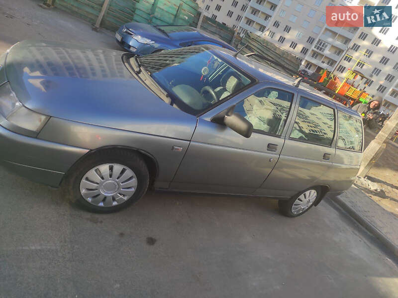 Универсал ВАЗ / Lada 2111 2006 в Чернигове