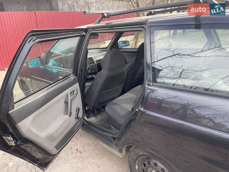 Универсал ВАЗ / Lada 2111 2005 в Вольнянске