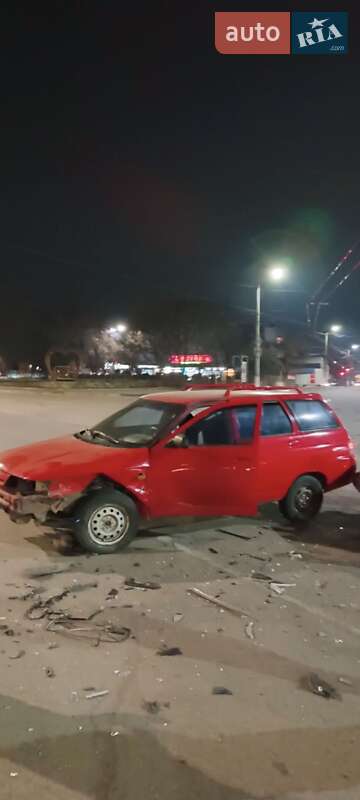 ВАЗ / Lada 2111 2000