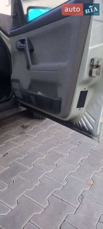 Хетчбек ВАЗ / Lada 2111 2004 в Чернівцях фото 7 Хетчбек ВАЗ / Lada 2111 2004 в Чернівцях