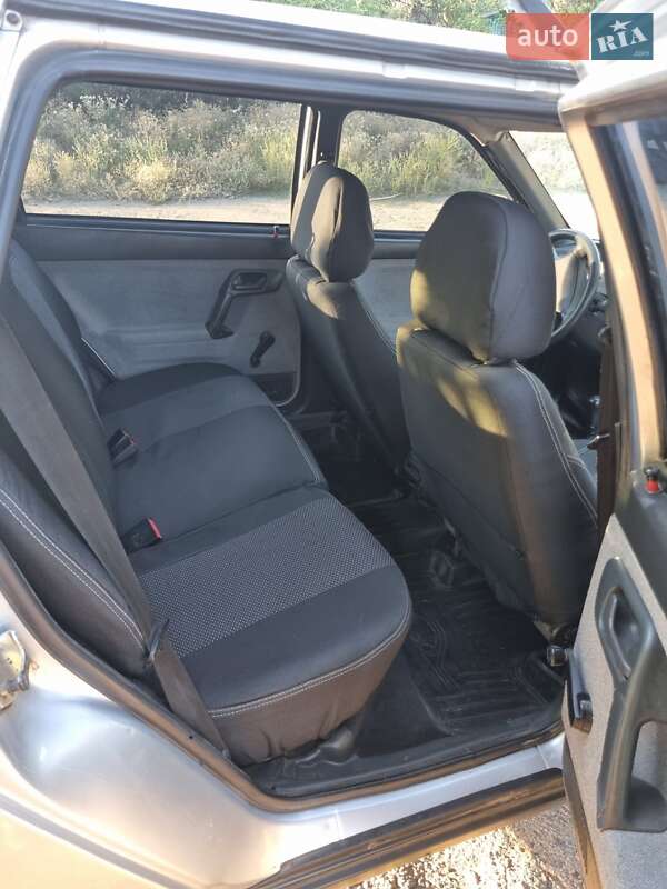 Универсал ВАЗ / Lada 2111 2009 в Днепре