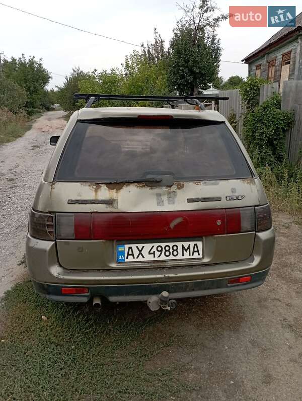Универсал ВАЗ / Lada 2111 2002 в Изюме