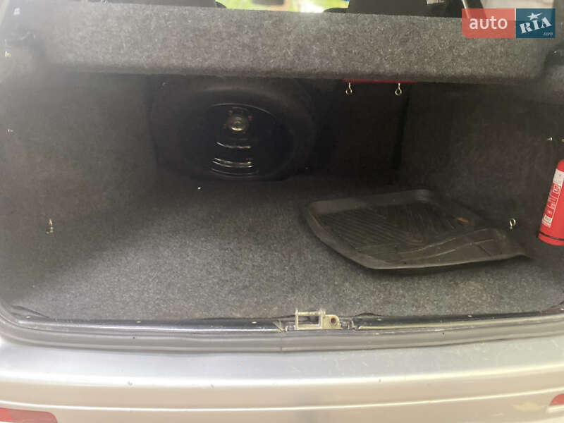 Универсал ВАЗ / Lada 2111 2006 в Львове