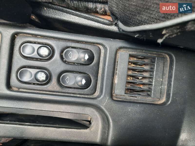 Универсал ВАЗ / Lada 2111 2002 в Чернигове