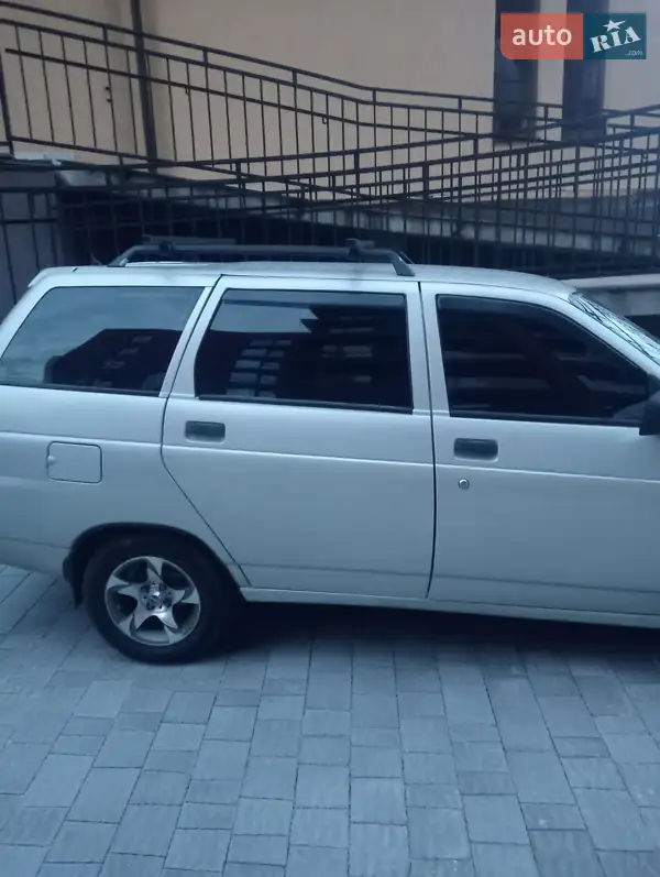 ВАЗ / Lada 2111