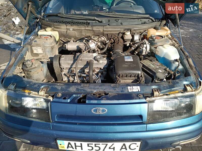 Универсал ВАЗ / Lada 2111 2004 в Терновке