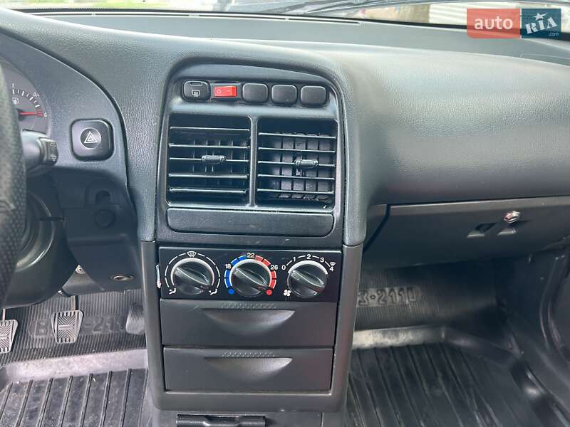 Универсал ВАЗ / Lada 2111 2011 в Николаеве