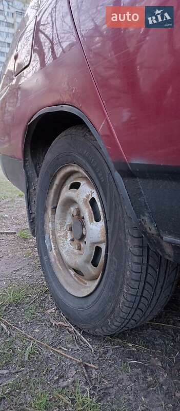 Универсал ВАЗ / Lada 2111 2002 в Киеве фото 2 Универсал ВАЗ / Lada 2111 2002 в Киеве