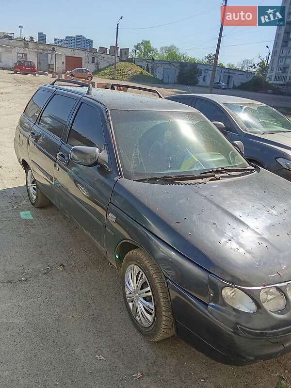 ВАЗ / Lada 2111 2004