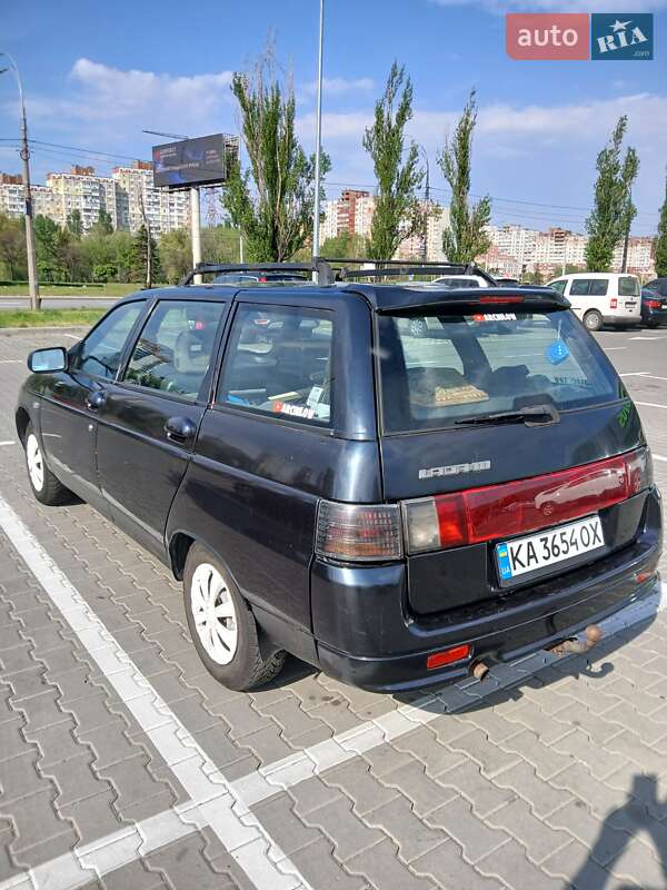 Универсал ВАЗ / Lada 2111 2004 в Киеве