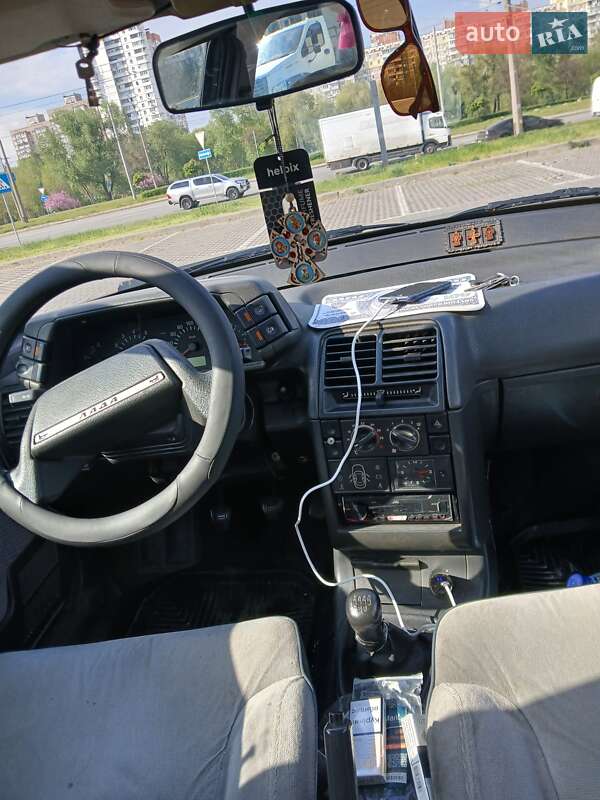 Универсал ВАЗ / Lada 2111 2004 в Киеве