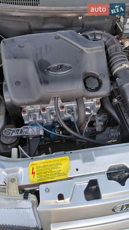 Универсал ВАЗ / Lada 2111 2006 в Чернигове