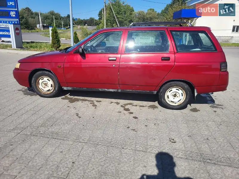 ВАЗ / Lada 2111