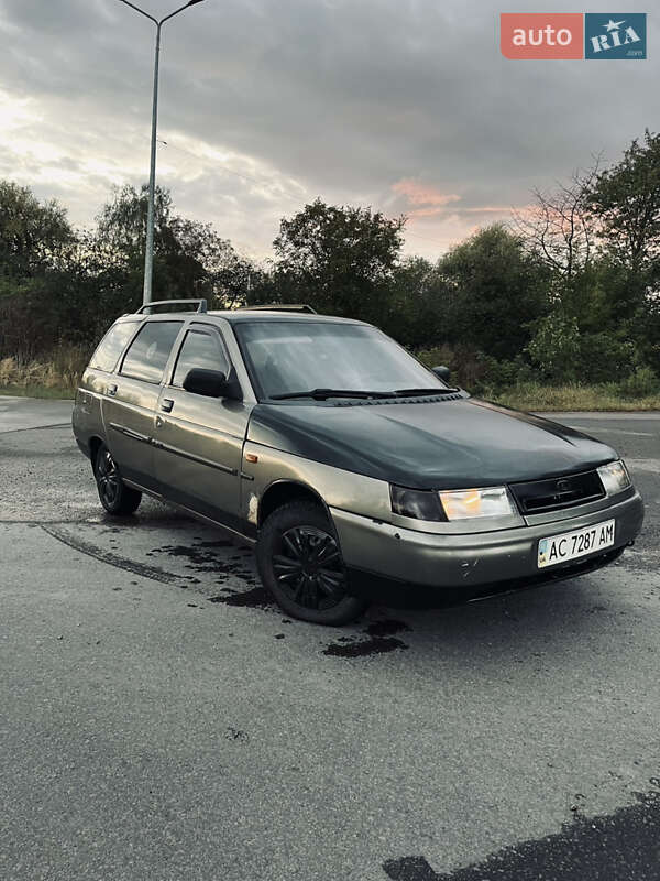ВАЗ / Lada 2111 2000