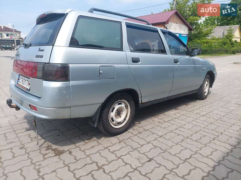 Универсал ВАЗ / Lada 2111 2002 в Золочеве